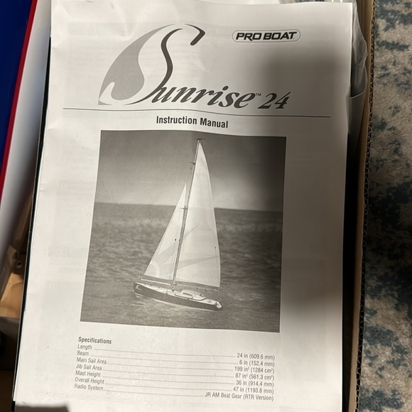 Sunrise 24 Semi-scale R/C Sailboat - Picture 5 of 8